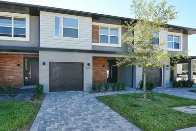 Image de 4412 Luxurious Townhome Private Pool