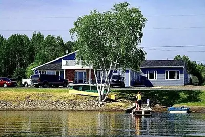 Image de Lake Front Rental on Long Lake Maine