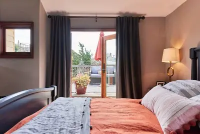 Image de Exquisite North Berkeley Charm
