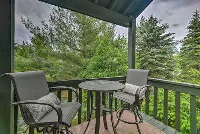Image de Lake Placid Gem w/ Patio & Views < 1 Mi to Beach!