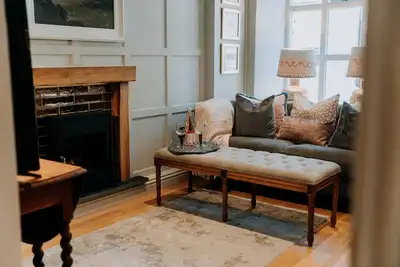 Image de Gallery Nook -  luxurious and stylish apartment for 2 in the heart of St Davids.