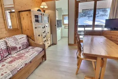 Image de Duplex Chaleureux, Skis aux Pieds - Proche Commerces, 6 Pers. , Balcon Sud