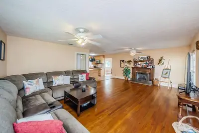 Image de Waterfront with immediate gulf access, enjoy Rays, Bucs, Lightning, Pga Golf