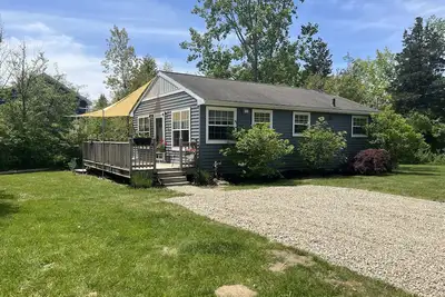 Image de Lake House -1 block from Lake Michigan Sunsets