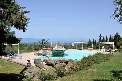Villa Polle di Meletro with pool, sauna and hydromassage in Tuscany