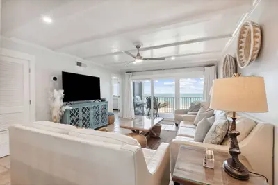 Image de Oceanfront Penthouse | Renovated Bathrooms | Exclusive Amelia by the Sea Pier Access