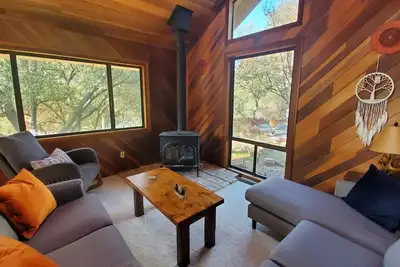Image de Private house close to Sequoia National Park with pool and private river access