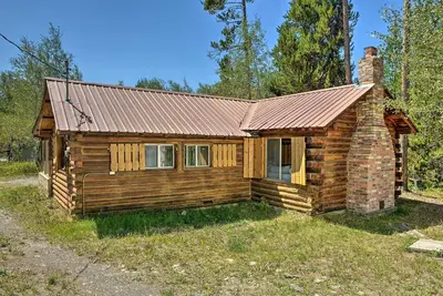 Image de 'Grandpa's Cabin' ~ 30 Miles to Yellowstone!