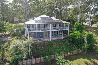 Image de Our home is on the waters that overlooks in the Gold coast and the hinterland. <br>