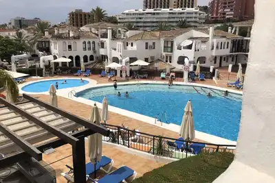 Image de Vue de la piscine