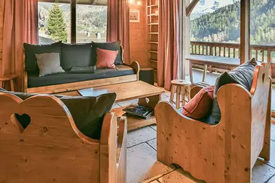 Image de Chalet moderne proche centre, 3 chambres, balcons, vue sur Aravis, linge et ménage inclus
