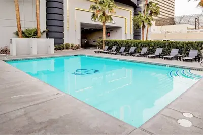 Image de Downtown Escape! Pool, Nightly Entertainment, Casino, Free Parking