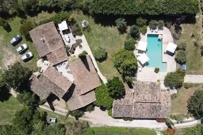 Image de Villa de 300 m² au coeur du Luberon au calme sans vis à vis, 5 chambres