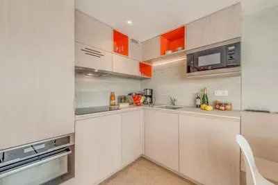 Image de 50m des commerces, 5ème étage, vue lac/montagne, télévision, casier à ski, 35m², Tignes
