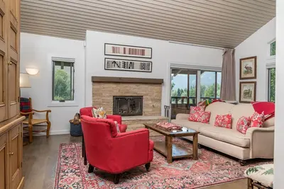 Image de Wildflower Condo 679- Mountain & Lake Views in the Heart of Sun Valley Resort