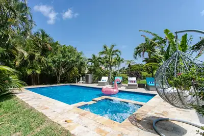 Image de Miami/Fort Lauderdale Art Villa with Saltwater Pool & Jaccuzi near Beach