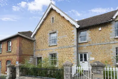 Image de Round House Cottage cleverly combines modern styling with original features