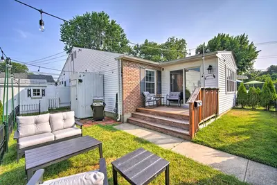 Image de Cape May Quad w/ Grill - 7 Blocks to Beach!