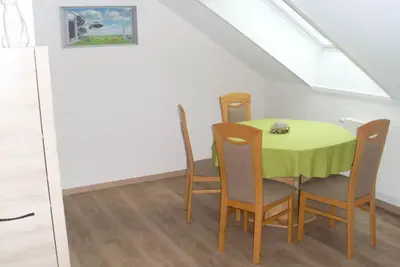 Image de Vacation apartment on the edge of the forest, 50sqm, 2 bedrooms, roof terrace, max. 3 persons