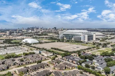 Image de The Cure Lounge \"Your away from home Antidote\"