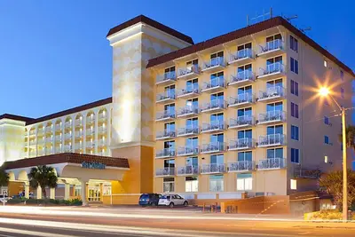 Image de Ocean Front on Ormond Beach with 1 Bedroom Unit in Casa Del Mar