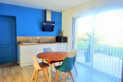 Image de Charmant gîte cozy près du Mans avec jardin, terrasse, proche commodités et activités.