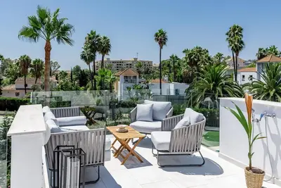 Image de Gg- Modern townhouse, families & couples only