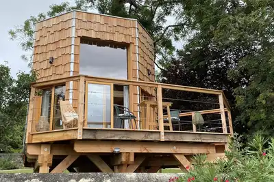 Image de C. Cabane, Hébergement insolite au bord de la Gironde