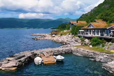 Image de Nytt Stort Feriehus med Panoramautsikt. BĂĄt Inkludert