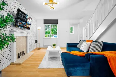 Image de 2 Bed House - Garden - Parking - Fast Wifi