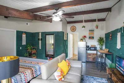 Image de Guest suite w/ king-size bed near downtown Sj