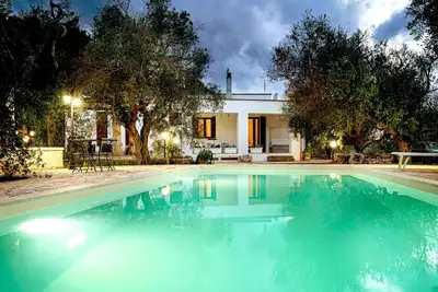 Image de Villa Nichil con piscina esclusiva vicina al mare by Pugliadamare