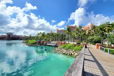 Image de Great spacious property serene but with full access to Atlantis!