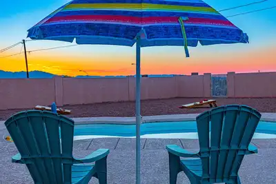 Image de Nous avons beaucoup à vous offrir! Piscine, vues, confort