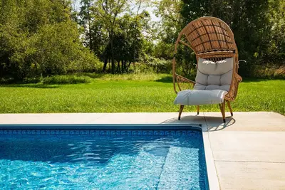 Image de Re-Imagined Vintage Luxury Camper in the Majestic Hudson Valley with Heated Pool