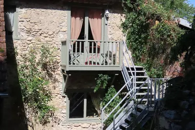 Image de Le Loft one bedroom private apartment with kitchen, garden and heated pool
