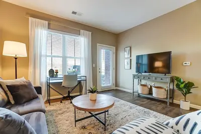 Image de Lux Dublin 2br | 1st Floor | W\/D | Pet Friendly!