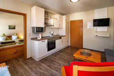 Image de Modern two-room apartment with laminate flooring