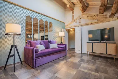 Corte Rubbi 10 Luxury Three-bedroom apartment