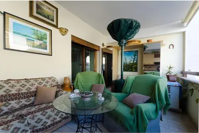 Image de Central elegant mini apartment 5 minutes from the Straits sea