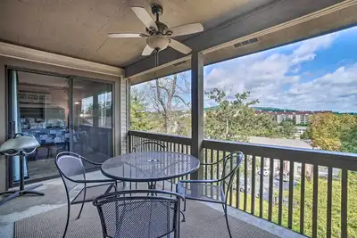 Image de Cozy Branson Condo: 3 Miles to Table Rock Lake!