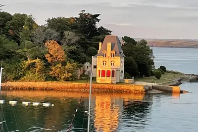 Image de Trebou magnifique vue mer T3 baie de Douarnenez port de Tréboul et île Tristan