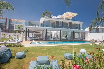 Image de Protaras Olivine Villa Ol3 - a villa that sleeps 9 guests in 4 bedrooms