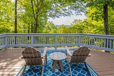 Game Room, Sauna, Bonus Apartment Near Wintergreen Resort!