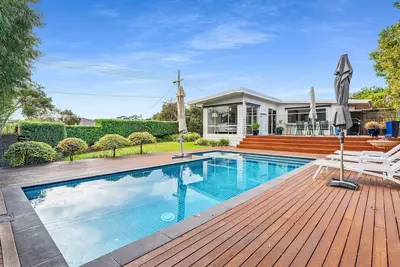 Image de Fabulous holiday house close to the beaches (sleeps 10)
