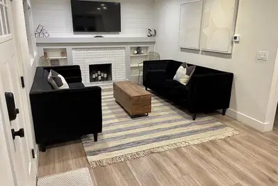 Image de Salt City Dream House w/ Hot tub, Fire Pit, Bbq