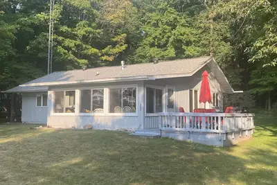 Image de Beautiful Sunset Beach Lake House on Lake Chetac