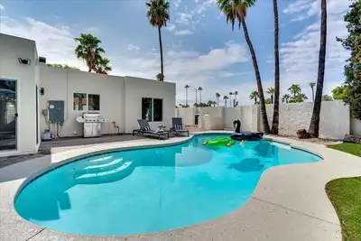 Image de 🌵The Saguaro Sanctuary! Relaxing Retreat with Heated Pool! 🌵With Casita!