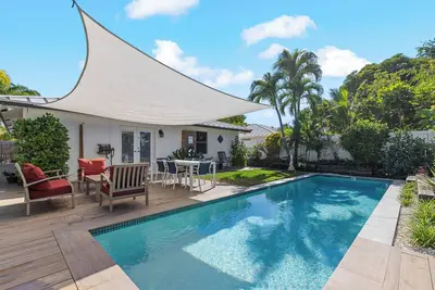 Image de Downtown Delray Home with Heated Pool