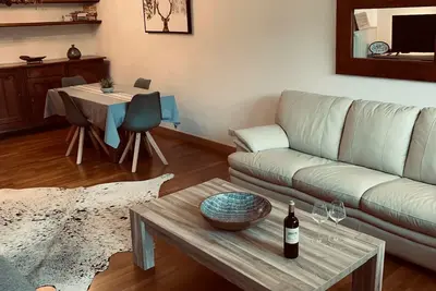 Image de Les Angles. Grand appartement 6/8 pers. Pied des pistes. Garage et local Ă ski.